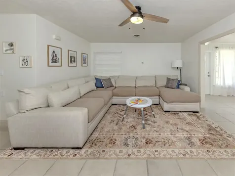 929 Cypress Avenue Venice FL 34285