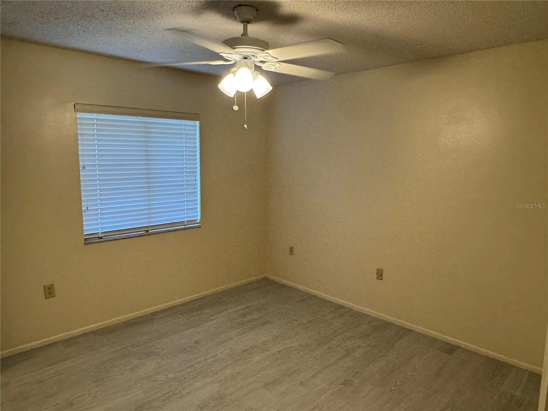 10041 Massey Street Orlando FL 32825