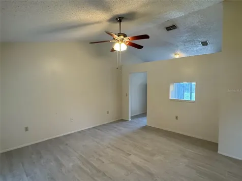 10041 Massey Street Orlando FL 32825
