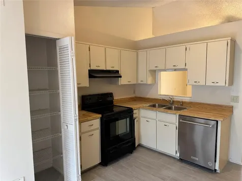 10041 Massey Street Orlando FL 32825