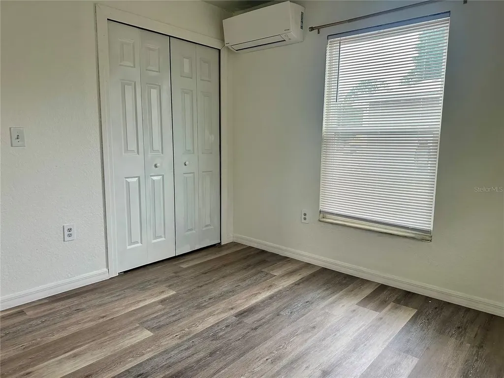847 Parkwood Avenue Groveland FL 34736