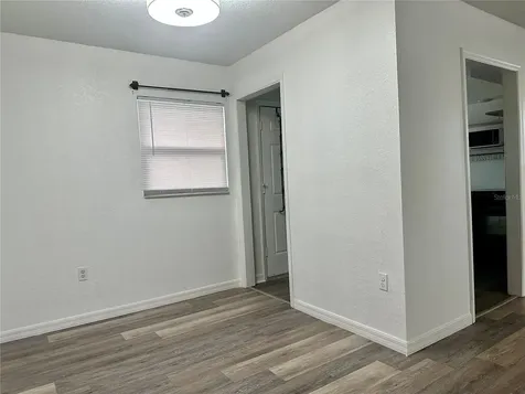 847 Parkwood Avenue Groveland FL 34736