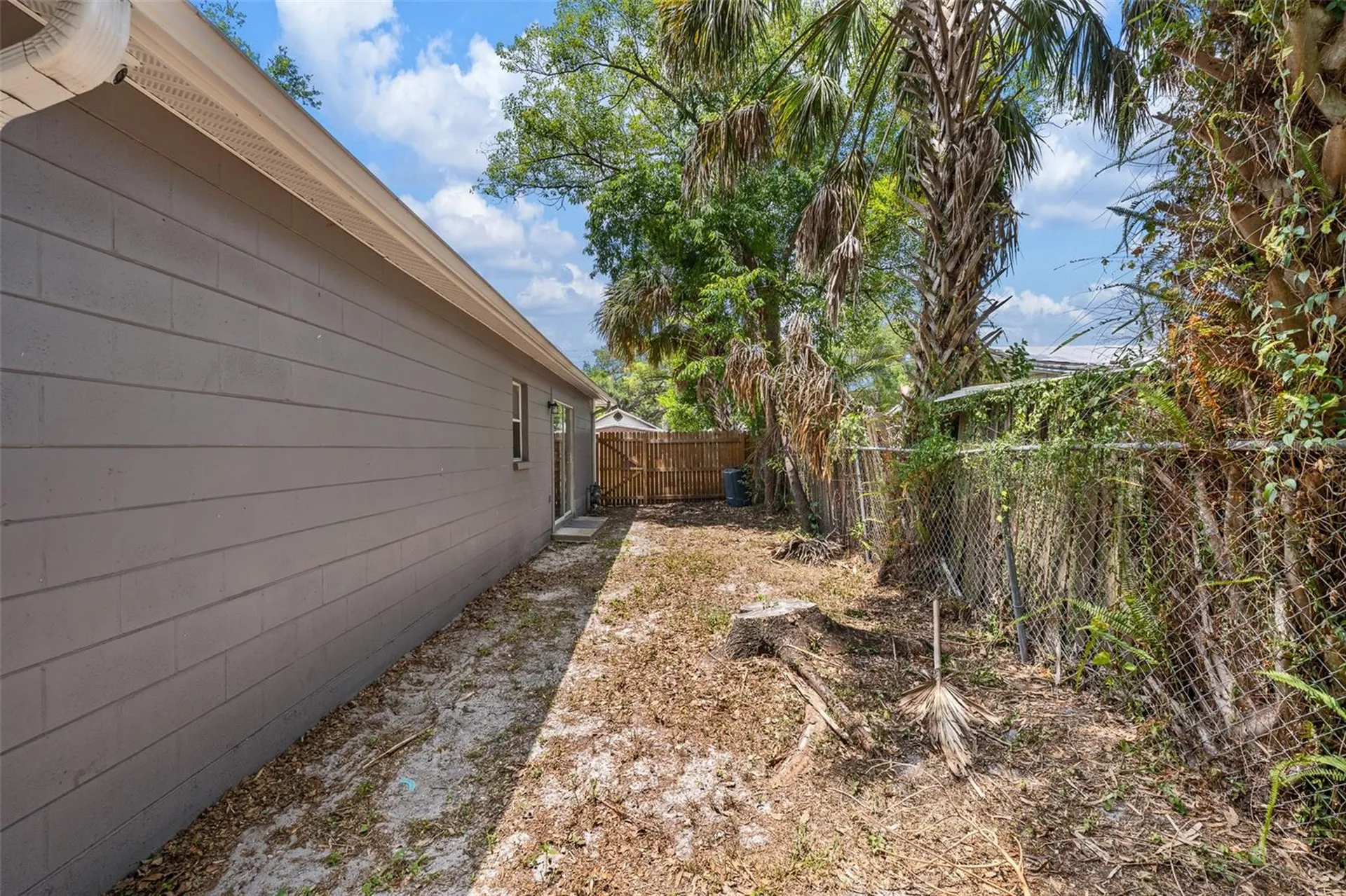 8013 N Alaska Street Tampa FL 33604