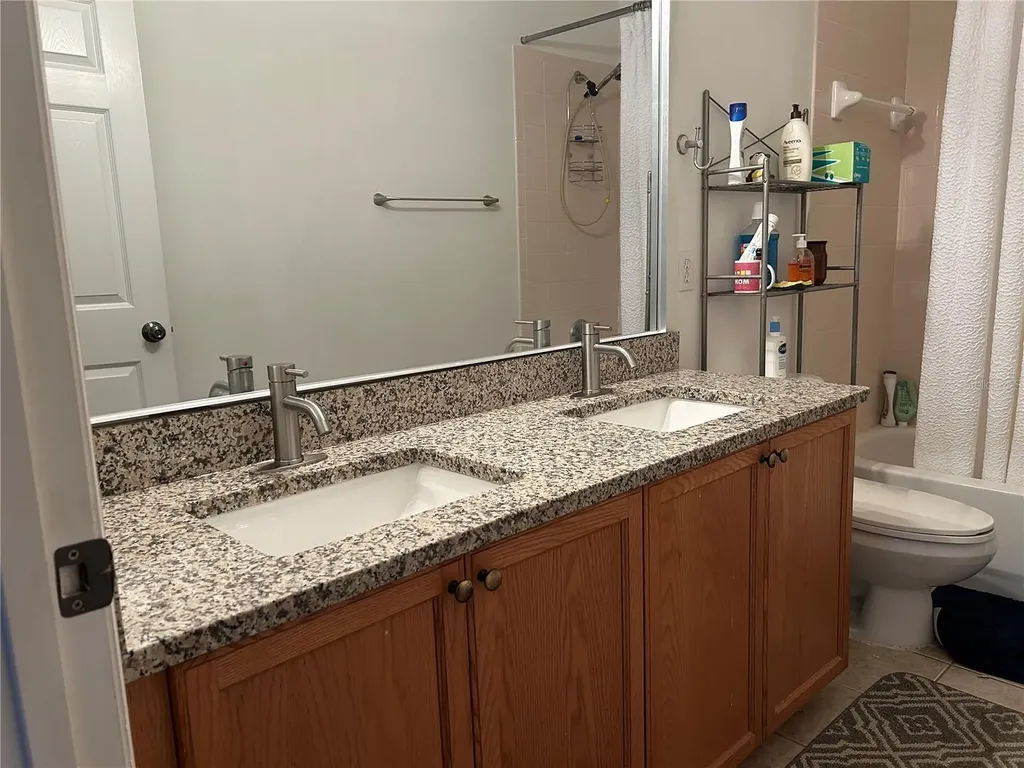 2549 Twain Drive Tallahassee FL 32311