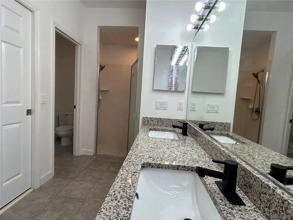 2549 Twain Drive Tallahassee FL 32311