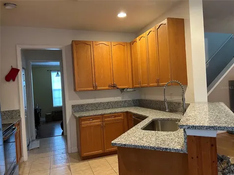 2549 Twain Drive Tallahassee FL 32311