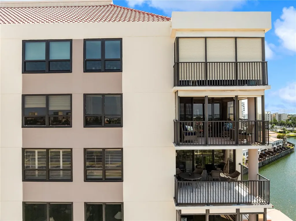 6294 Bahia Del Mar Circle St Petersburg FL 33715