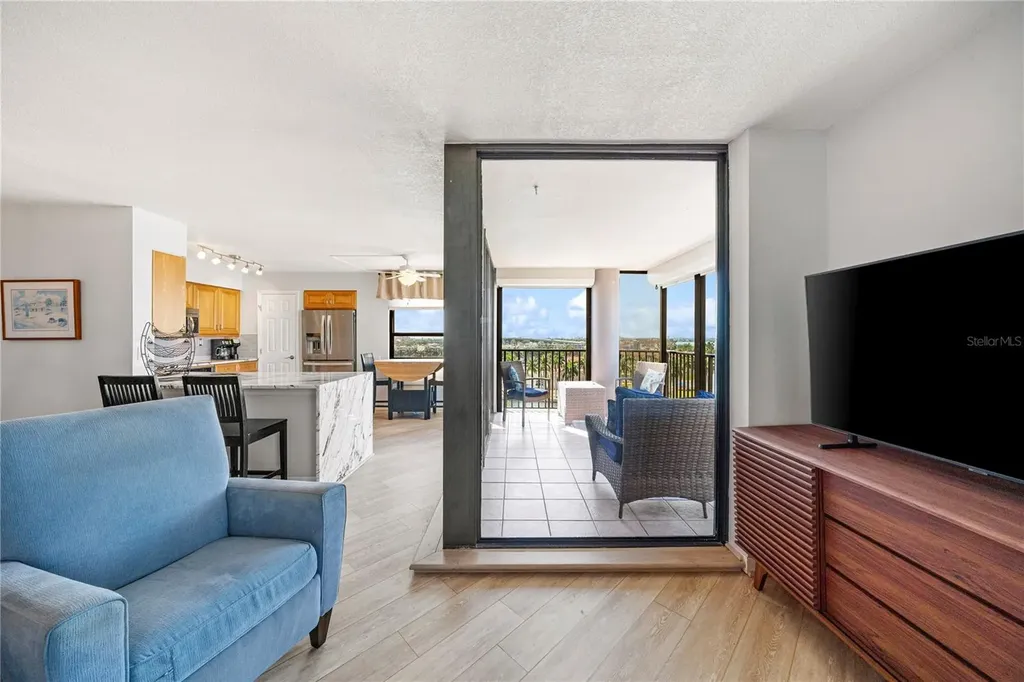 6294 Bahia Del Mar Circle St Petersburg FL 33715