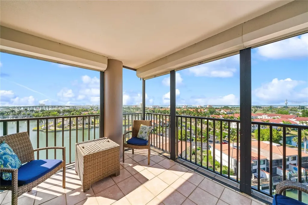 6294 Bahia Del Mar Circle St Petersburg FL 33715