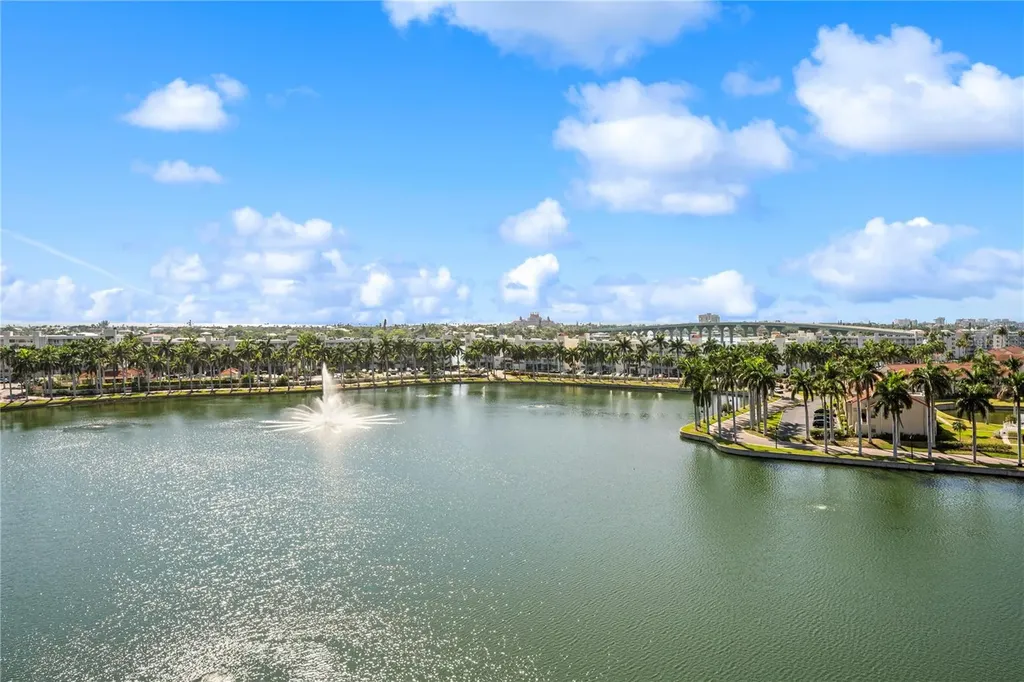 6294 Bahia Del Mar Circle St Petersburg FL 33715