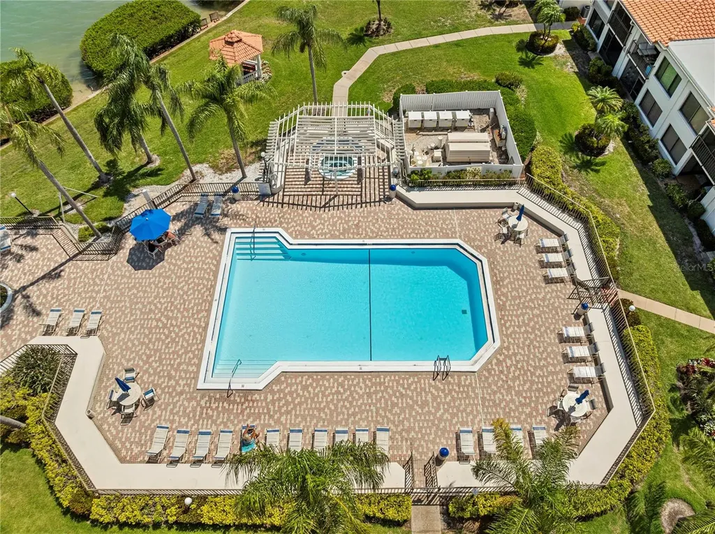 6294 Bahia Del Mar Circle St Petersburg FL 33715