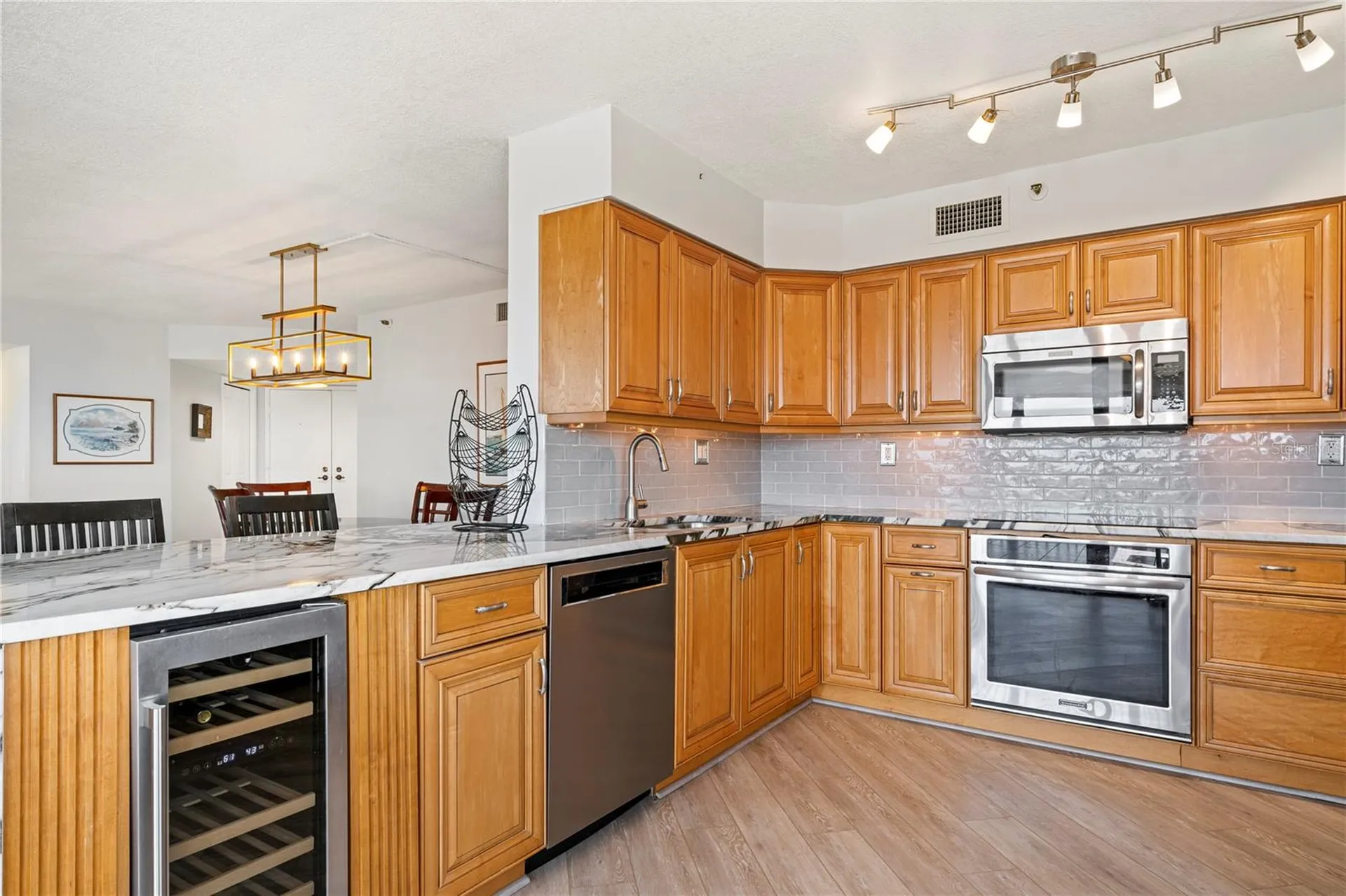 6294 Bahia Del Mar Circle St Petersburg FL 33715