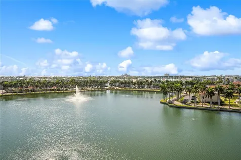 6294 Bahia Del Mar Circle St Petersburg FL 33715