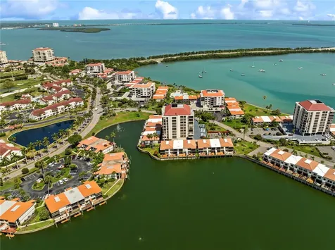 6294 Bahia Del Mar Circle St Petersburg FL 33715
