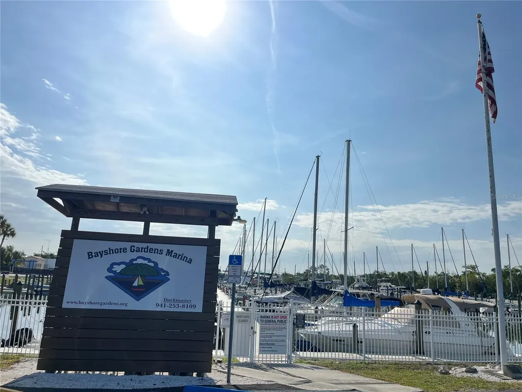 3007 Florida Boulevard Bradenton FL 34207