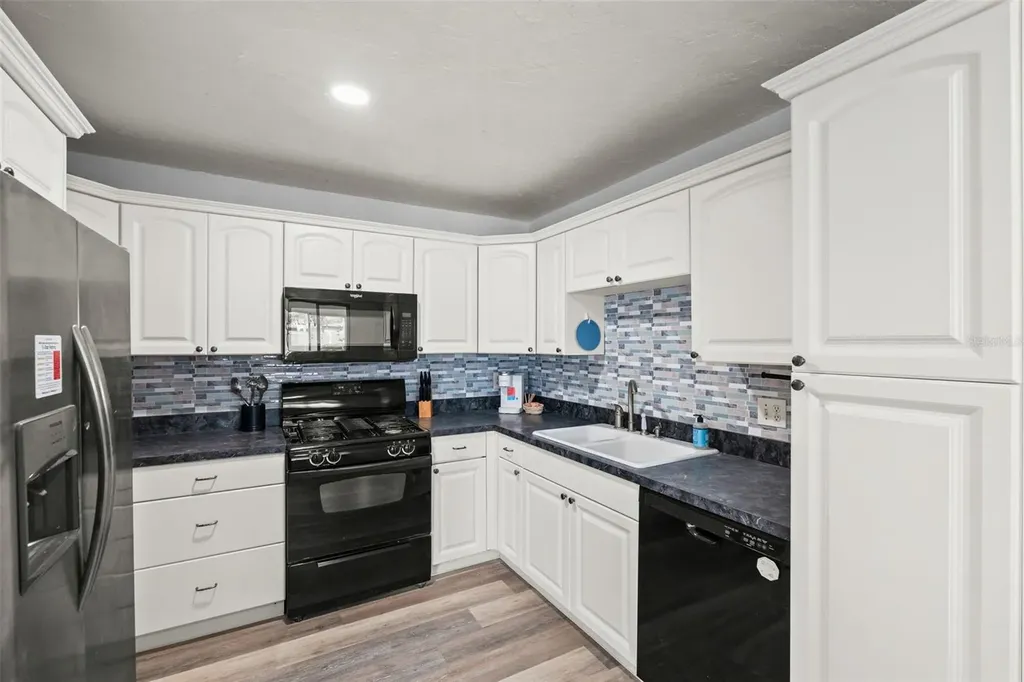 3007 Florida Boulevard Bradenton FL 34207