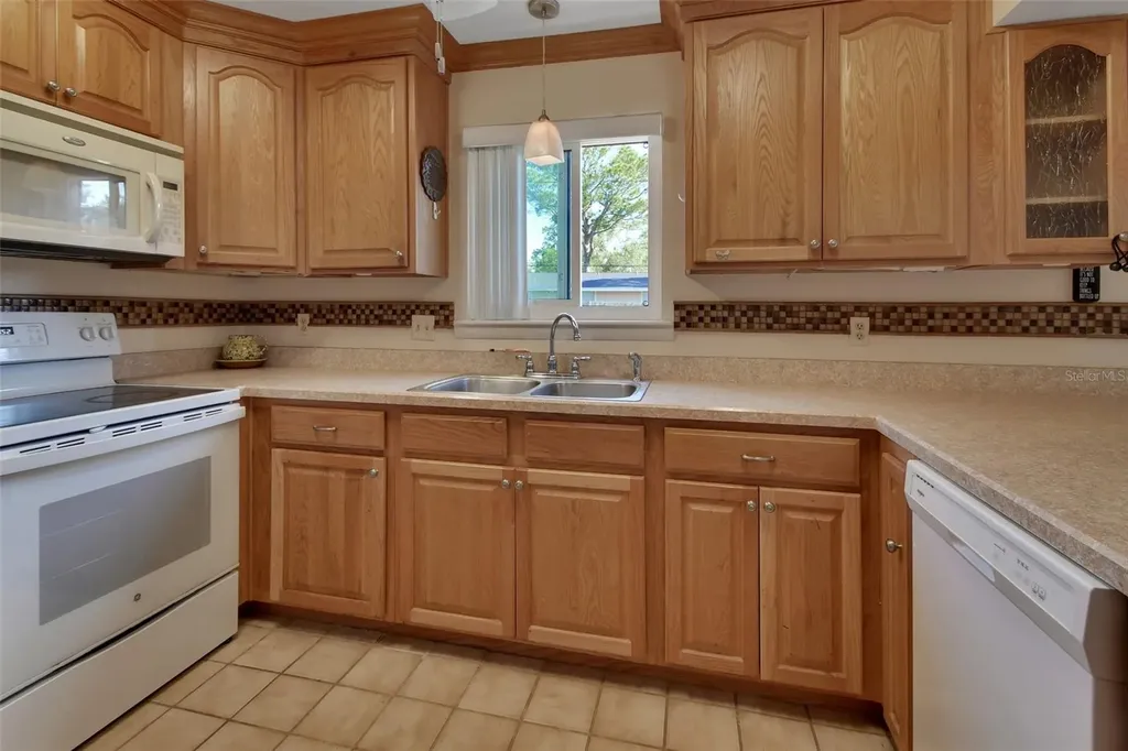 600 N Boundary Avenue Deland FL 32720