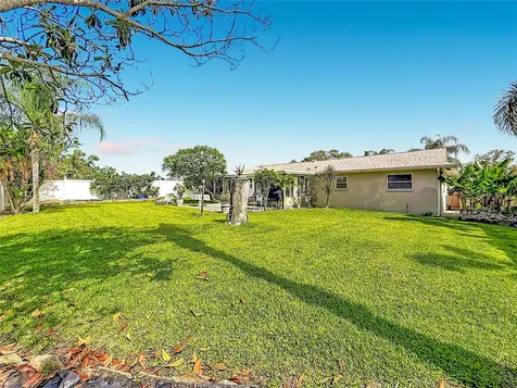14482 110th Terrace Largo FL 33774