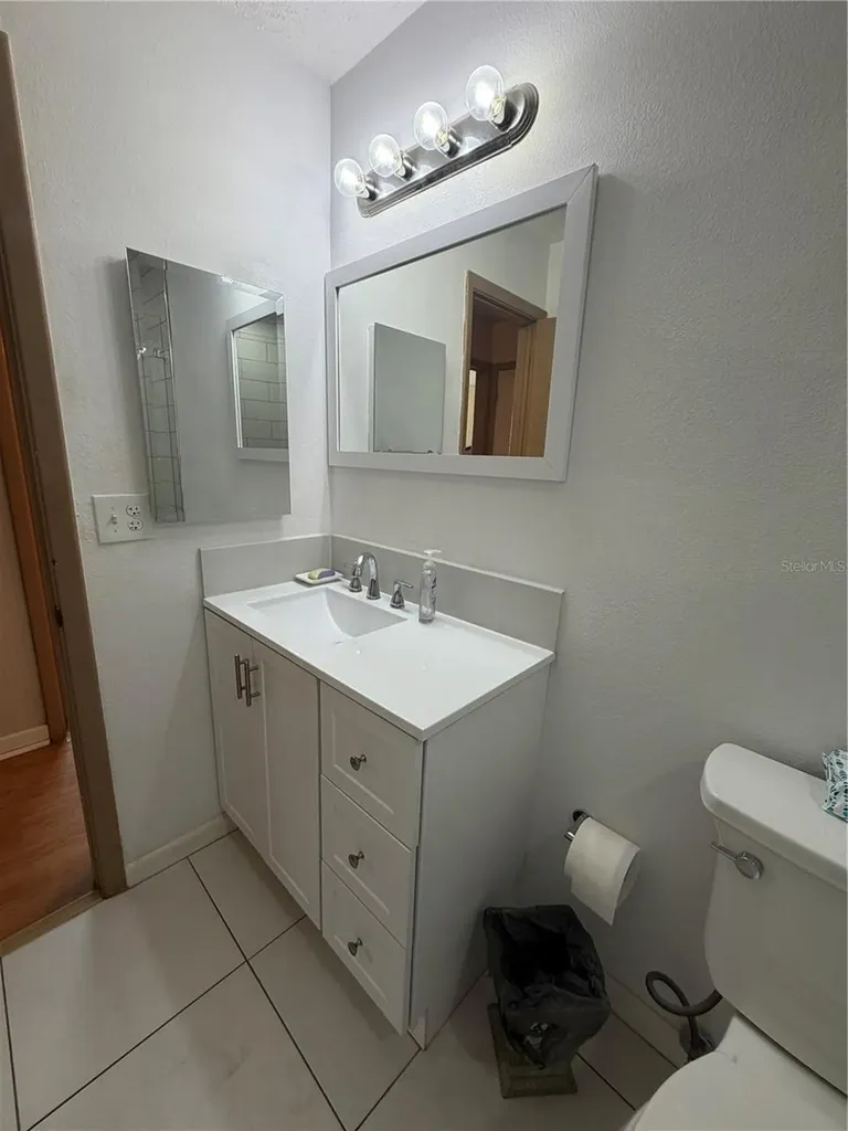 2723 W Osborne Avenue Tampa FL 33614