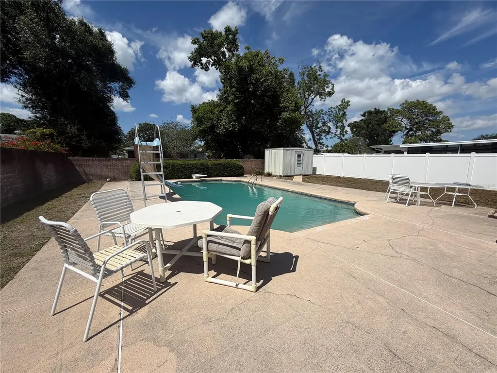 2723 W Osborne Avenue Tampa FL 33614