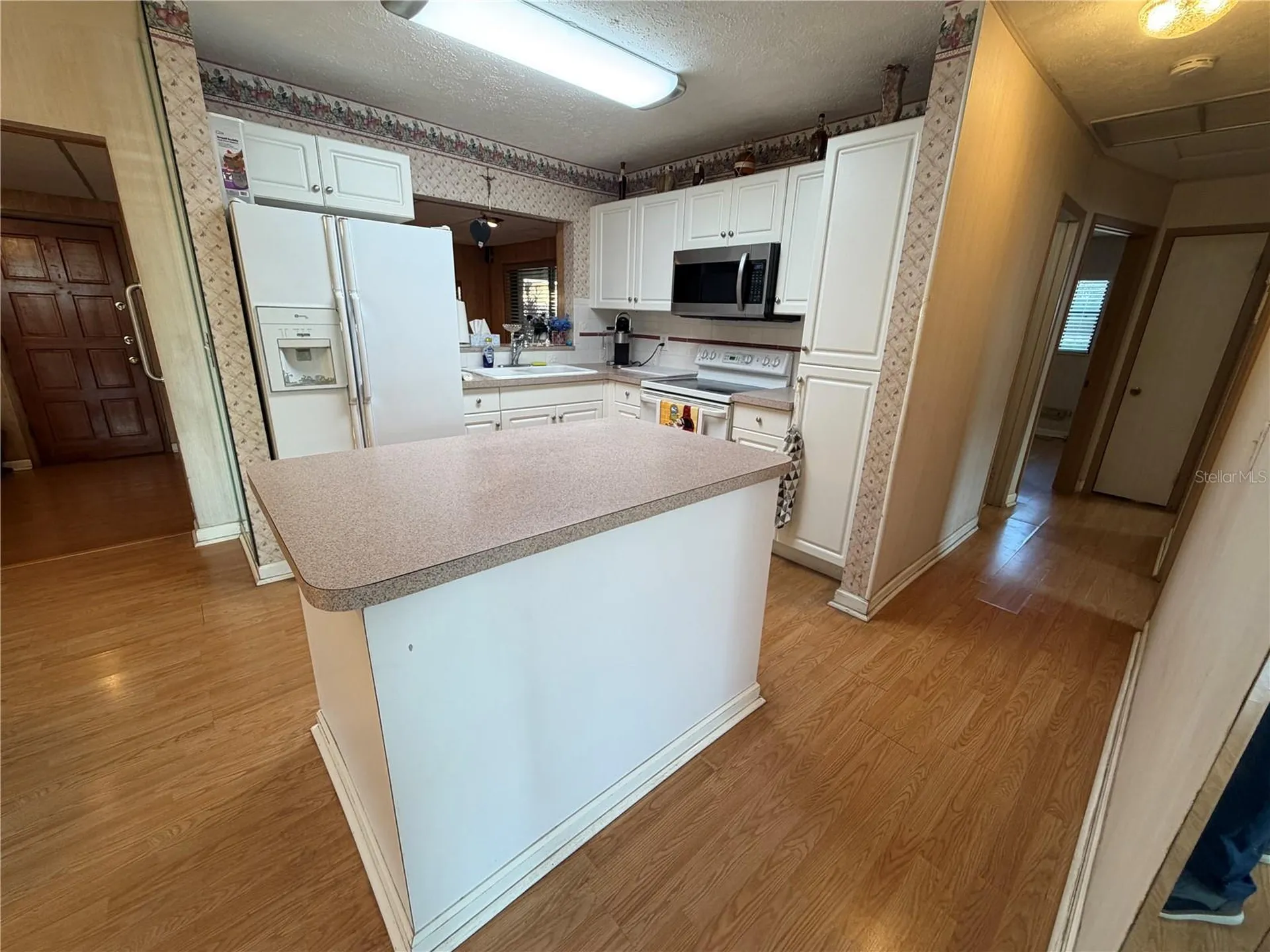 2723 W Osborne Avenue Tampa FL 33614