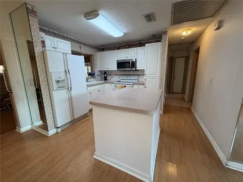 2723 W Osborne Avenue Tampa FL 33614