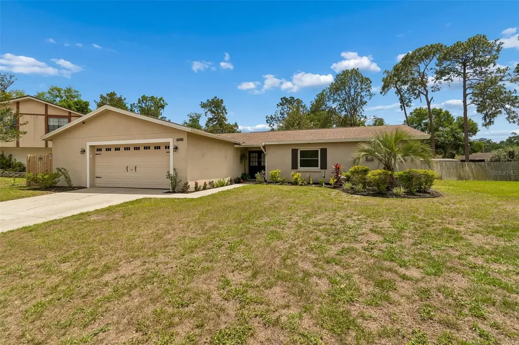 1005 Highgrove Court Valrico FL 33596