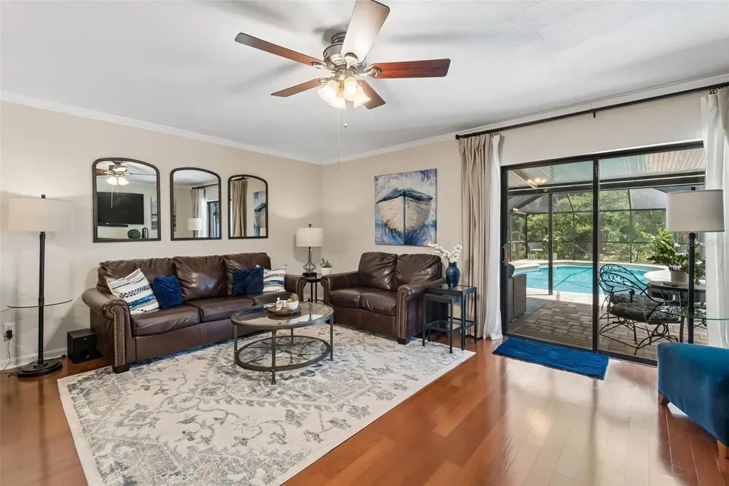 1005 Highgrove Court Valrico FL 33596