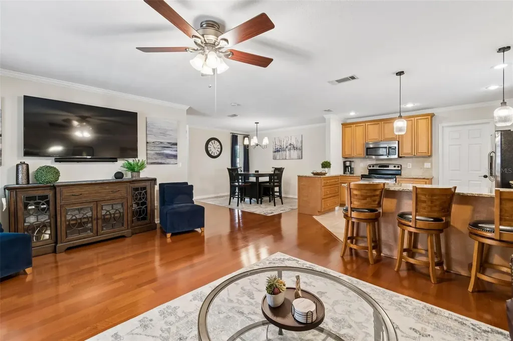 1005 Highgrove Court Valrico FL 33596