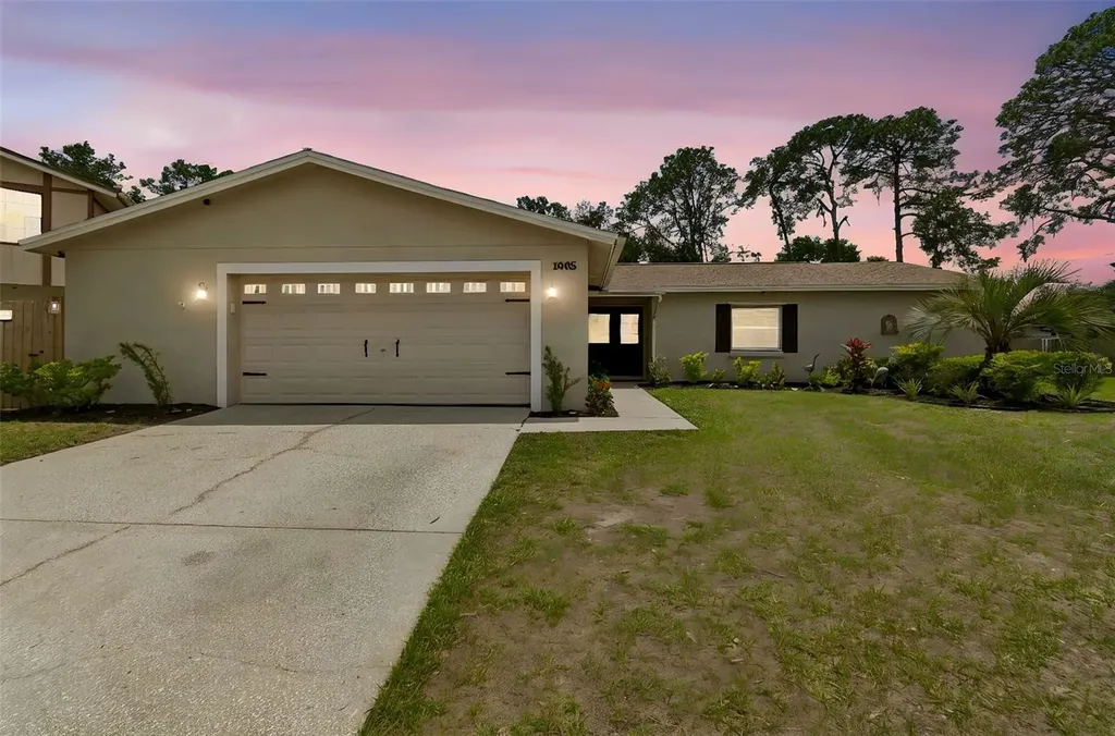 1005 Highgrove Court Valrico FL 33596
