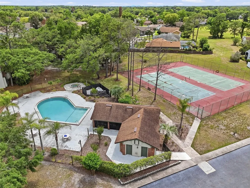 4000 Crossroads Place Casselberry FL 32707