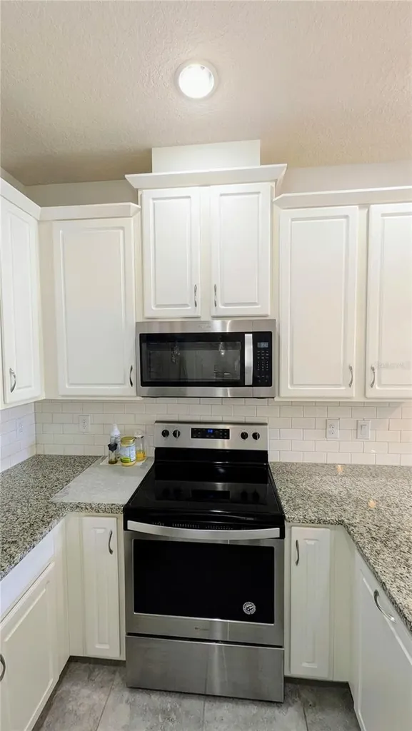 2479 Toscolona Drive Kissimmee FL 34741