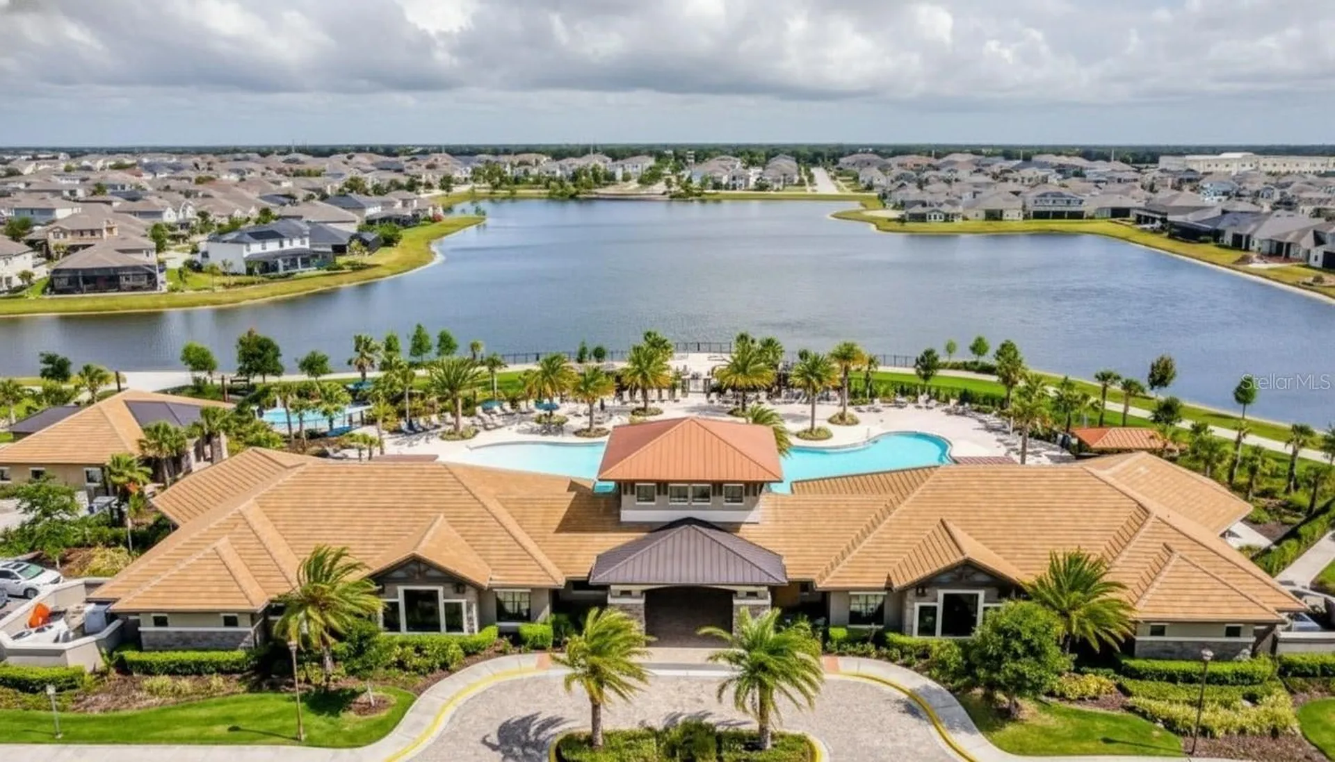 2479 Toscolona Drive Kissimmee FL 34741