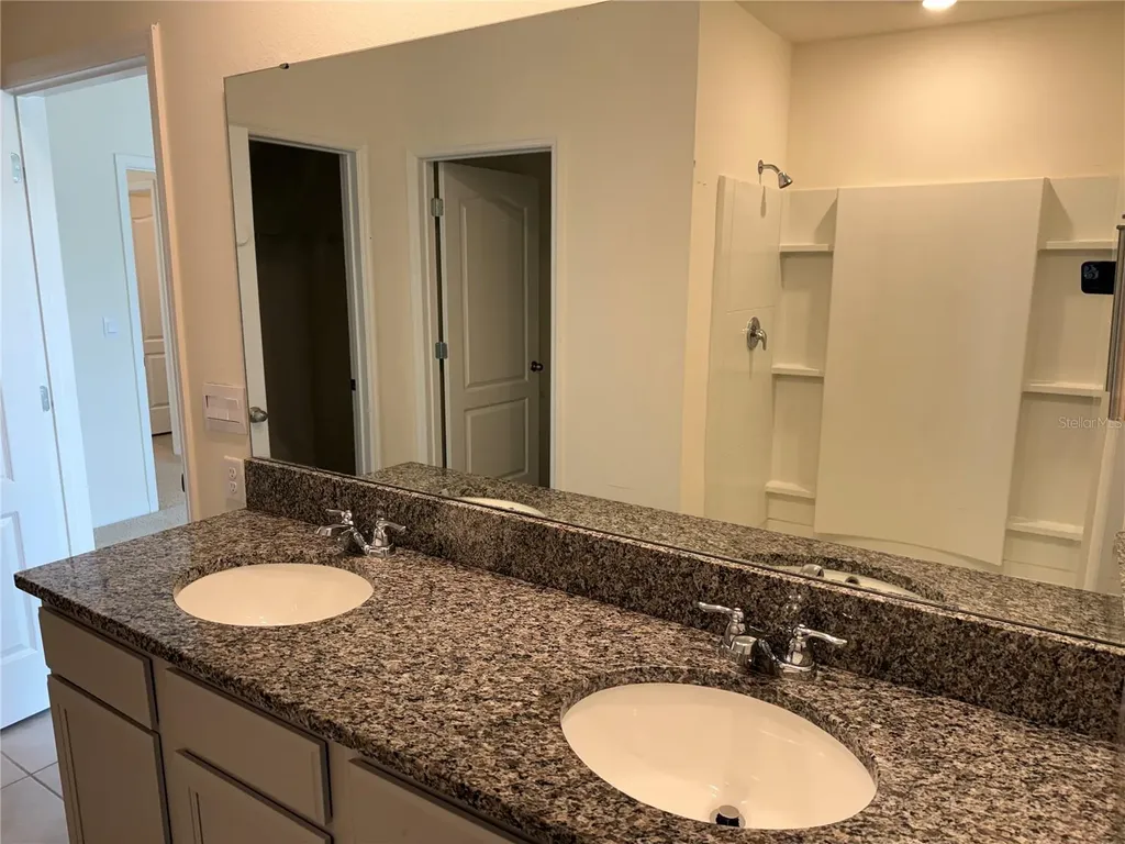 2029 Maple Ridge Drive Zellwood FL 32798