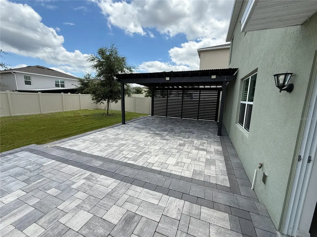 2029 Maple Ridge Drive Zellwood FL 32798