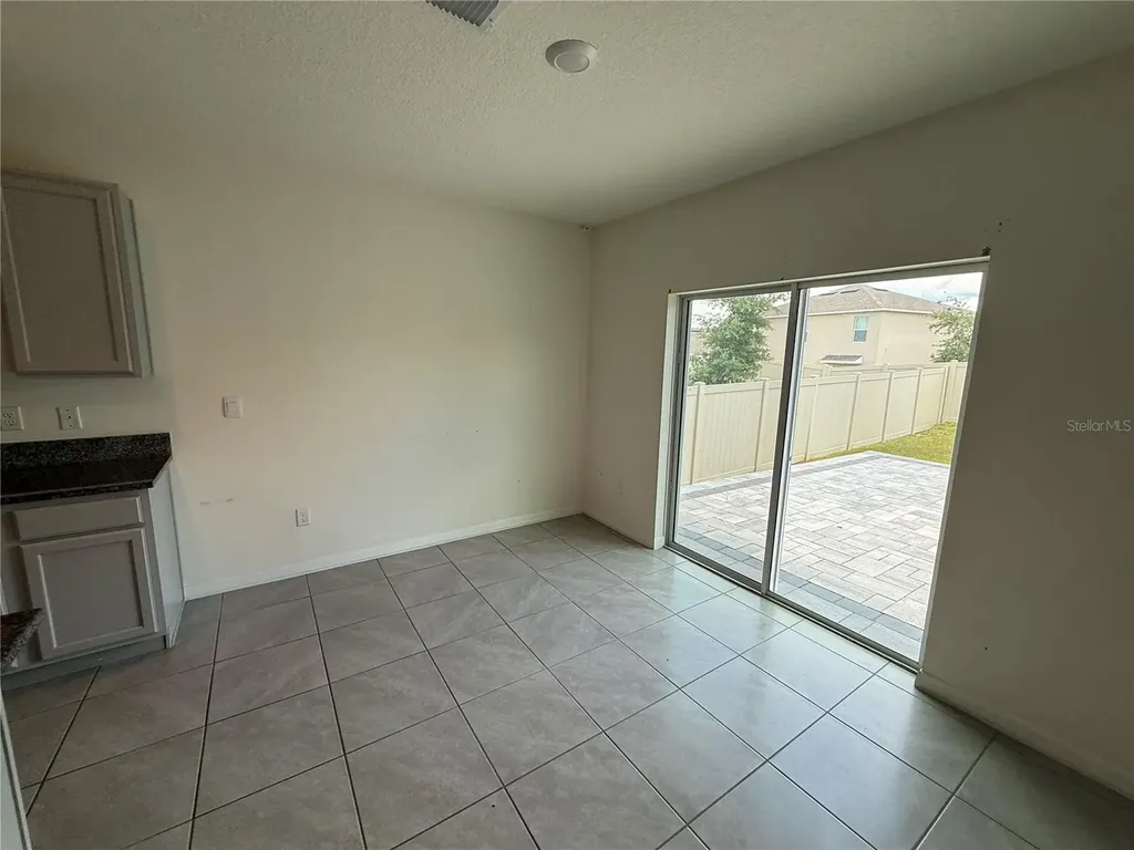 2029 Maple Ridge Drive Zellwood FL 32798