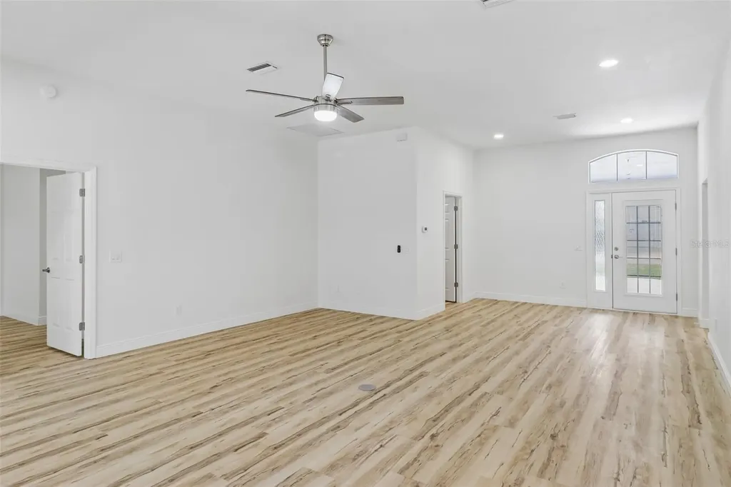 207 Desota Court The Villages FL 32159