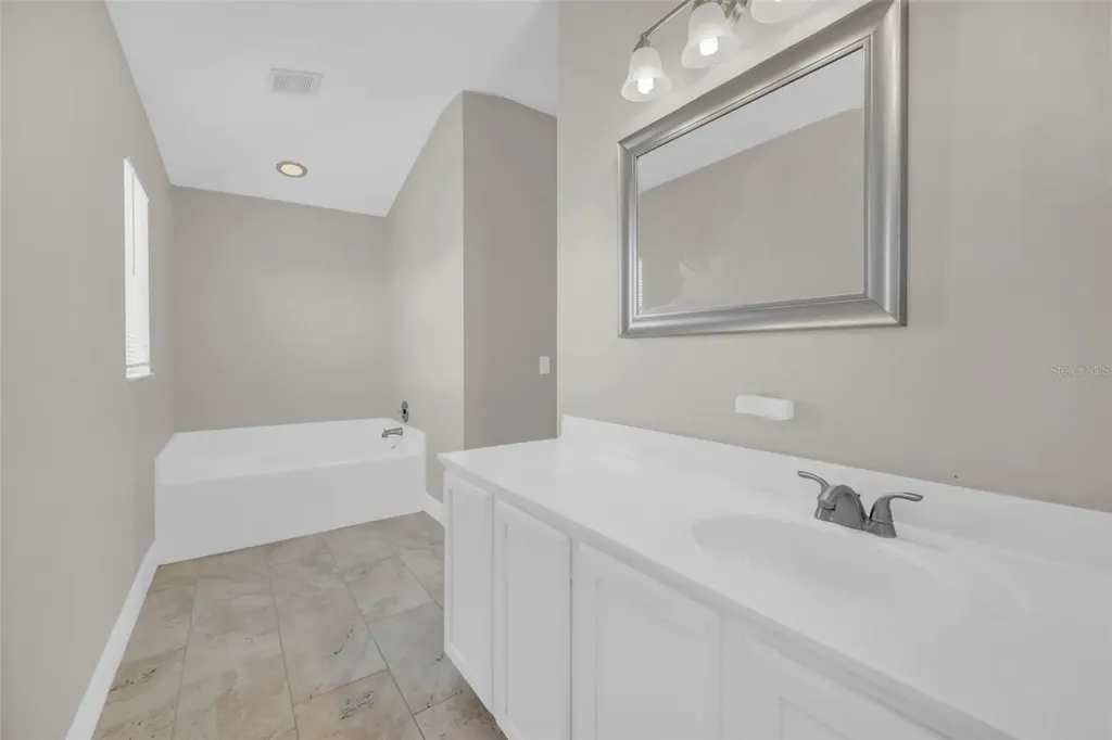2120 Marisol Loop Kissimmee FL 34743