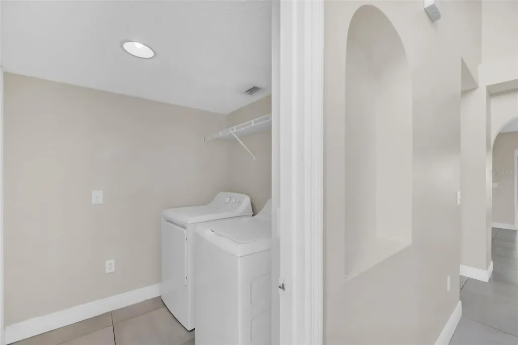 2120 Marisol Loop Kissimmee FL 34743