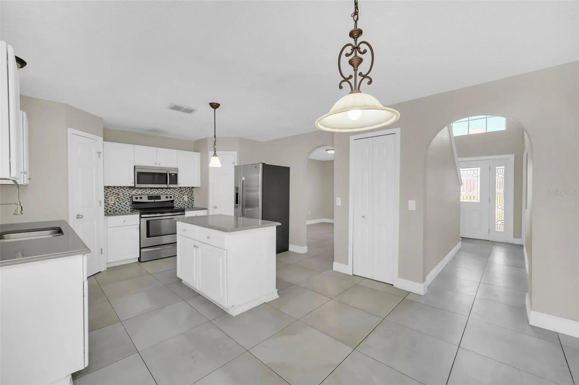 2120 Marisol Loop Kissimmee FL 34743