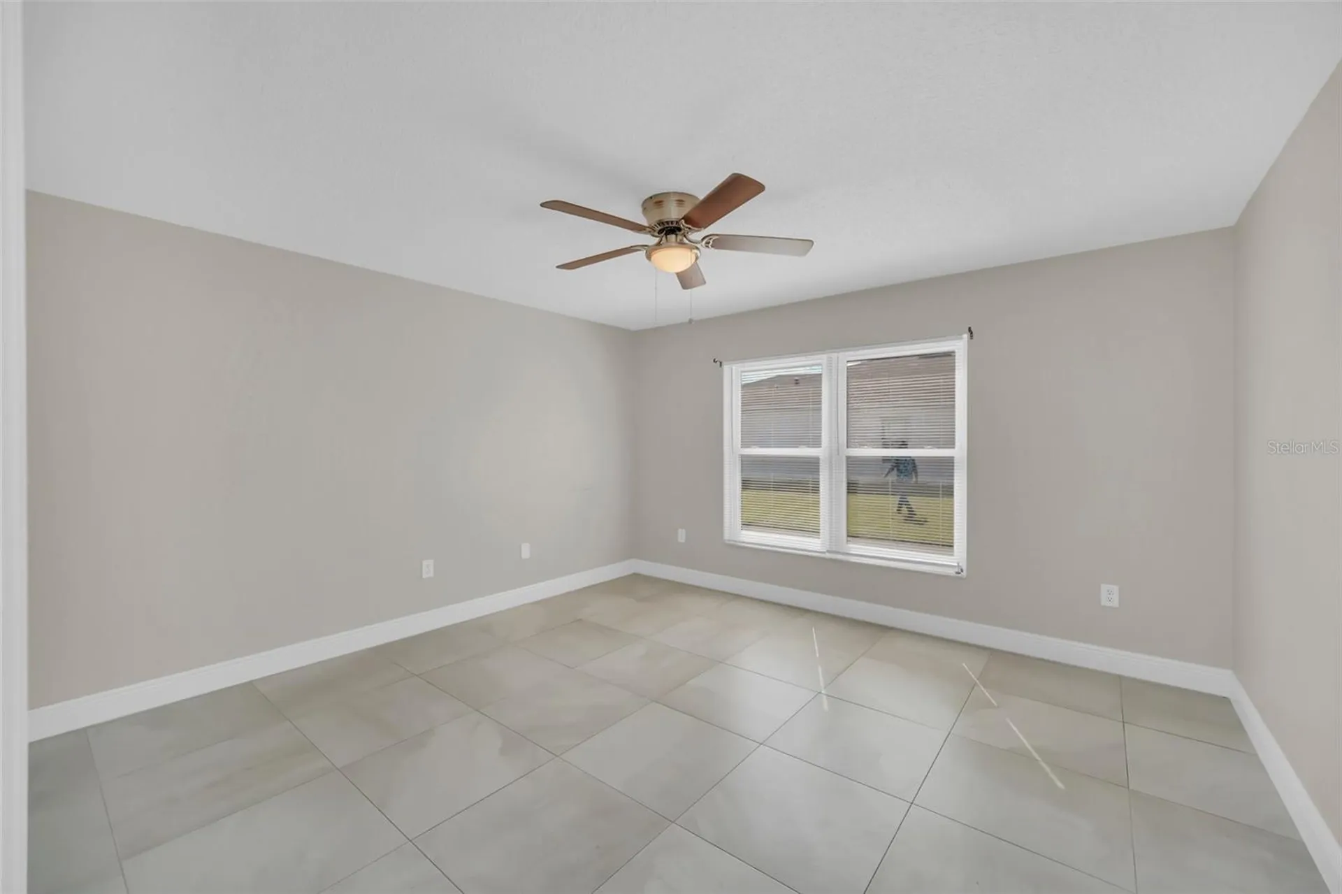 2120 Marisol Loop Kissimmee FL 34743