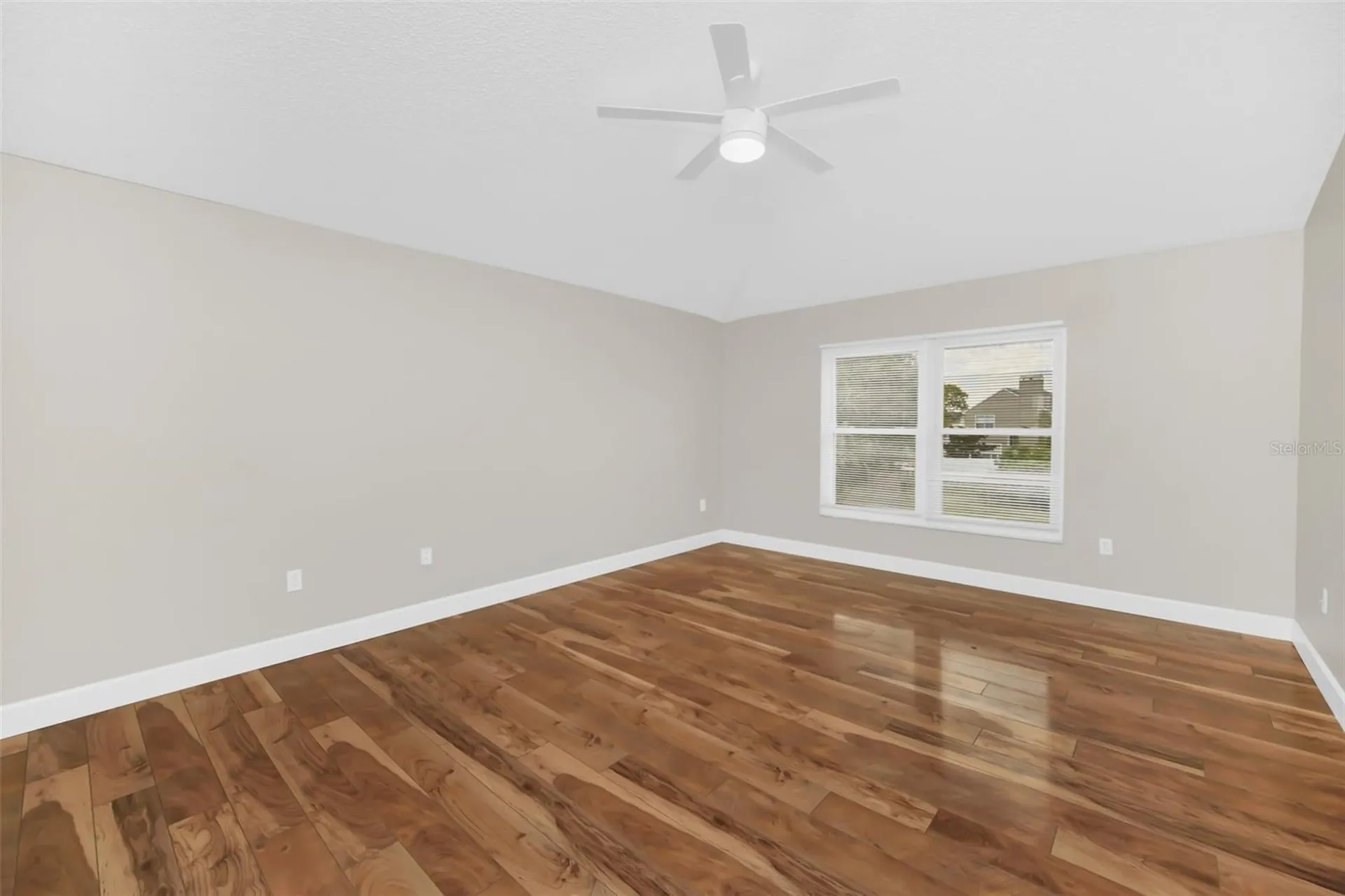 2120 Marisol Loop Kissimmee FL 34743