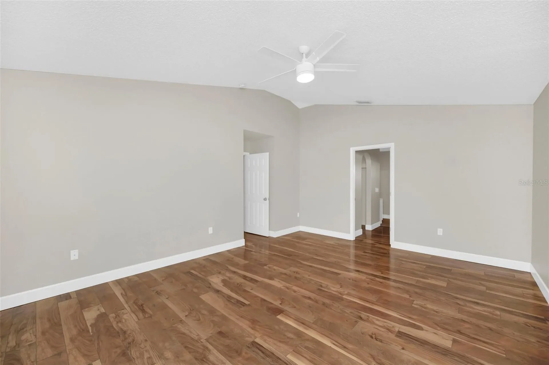 2120 Marisol Loop Kissimmee FL 34743