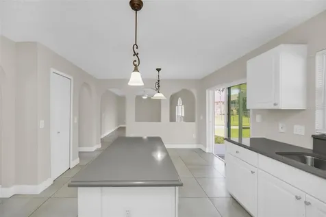 2120 Marisol Loop Kissimmee FL 34743
