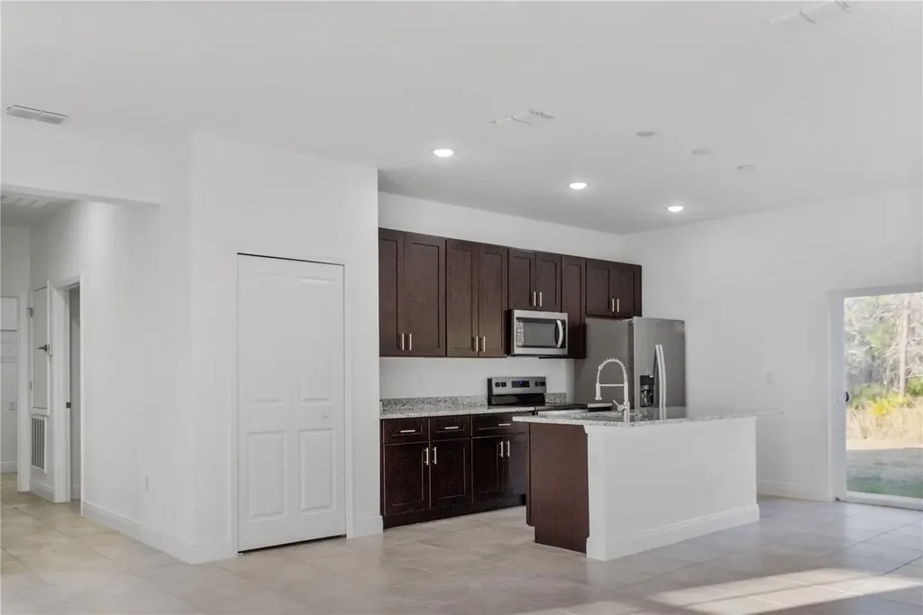 1569 W Mc Neal Drive Citrus Springs FL 34434
