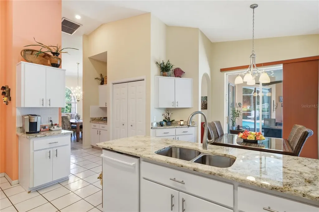 8204 E Fairway Loop Inverness FL 34450