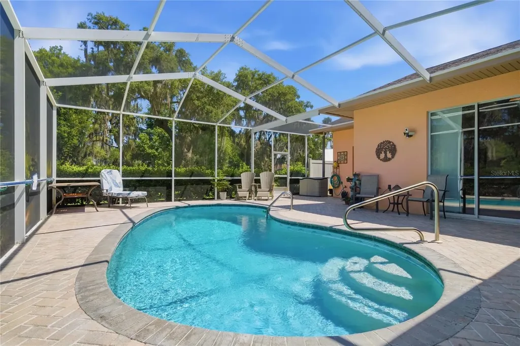 8204 E Fairway Loop Inverness FL 34450