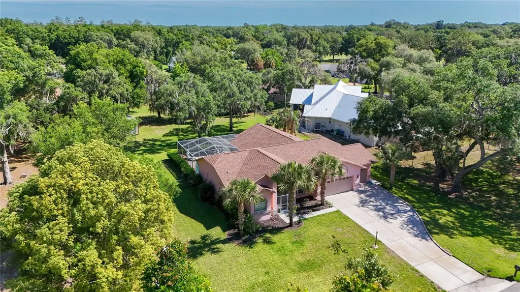 8204 E Fairway Loop Inverness FL 34450