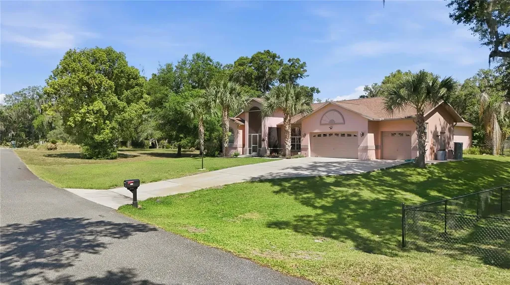 8204 E Fairway Loop Inverness FL 34450