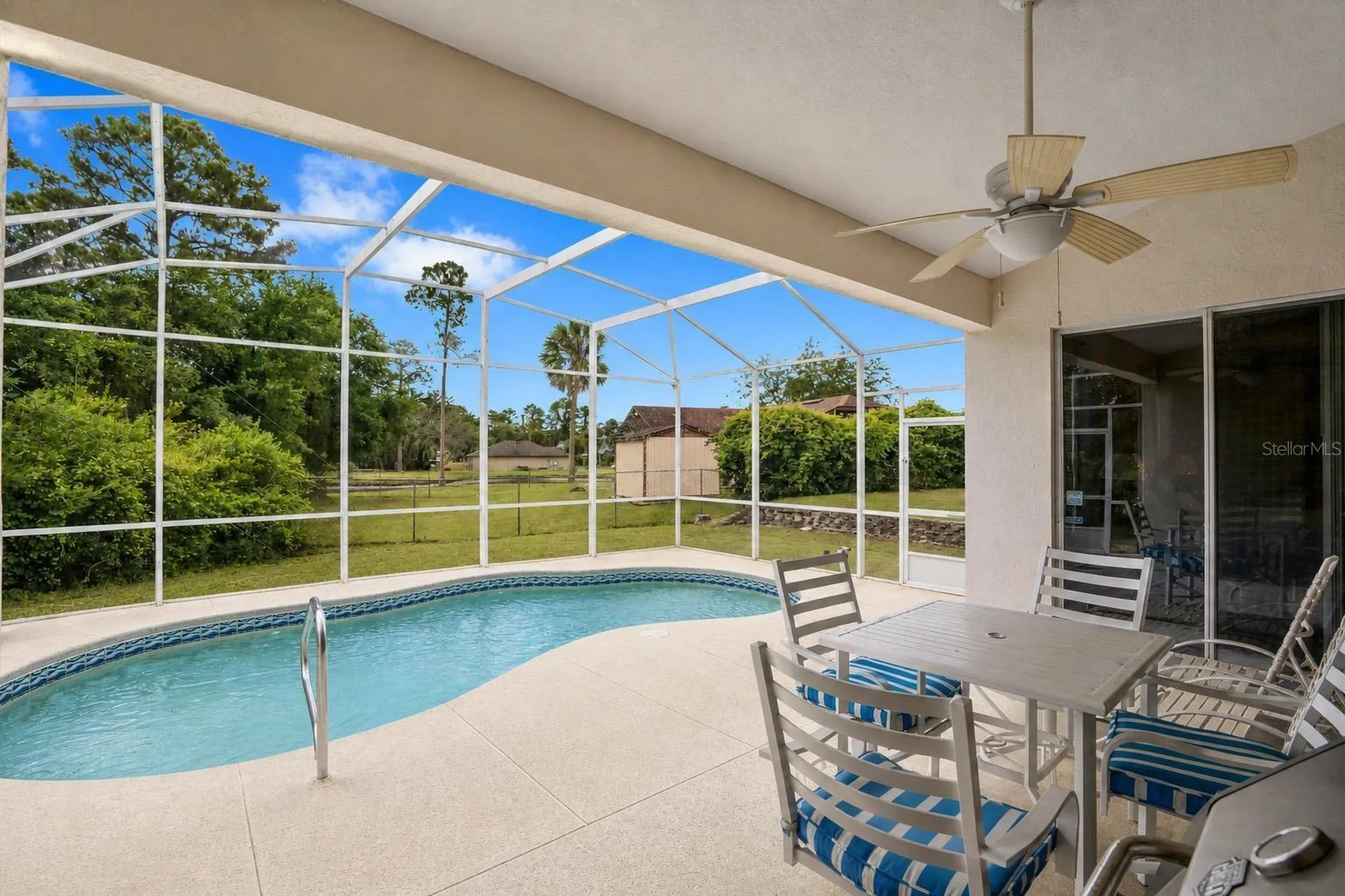 685 Malaga Deltona FL 32725